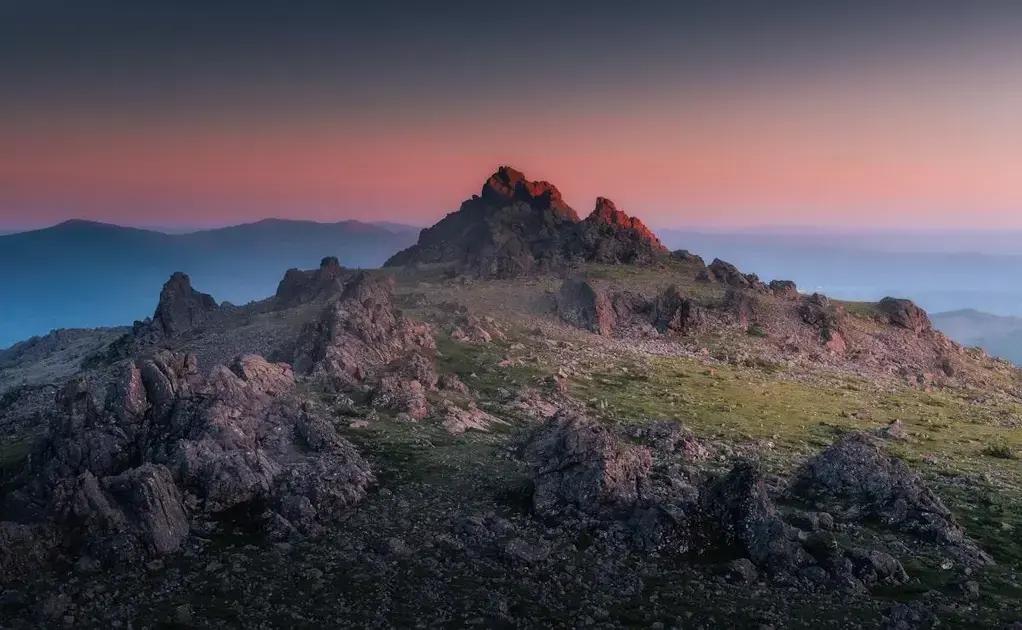 Vision boards: 13 ways to manifest your dreams in 2025