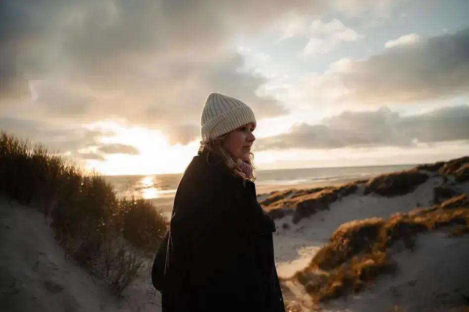 Manifestation Journal: 12 Ideas to Transform Your Life Today